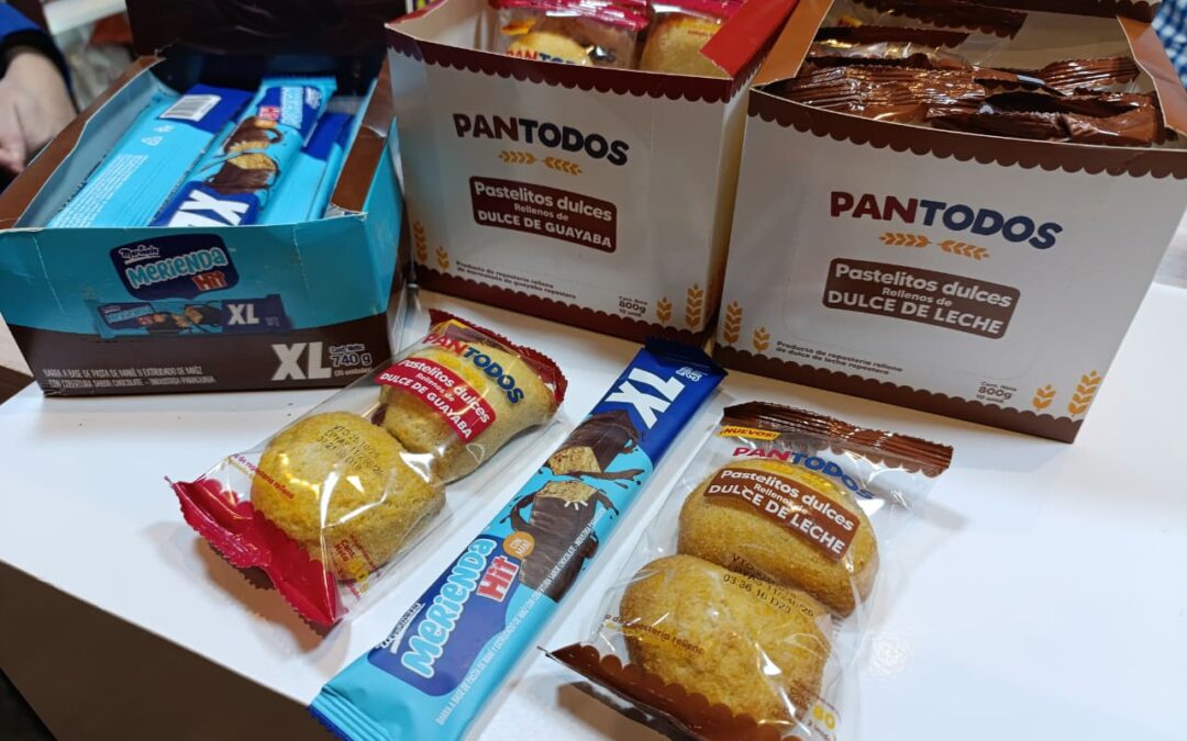 Bimbo presenta nuevas propuestas en la Expo Capasu 2025.